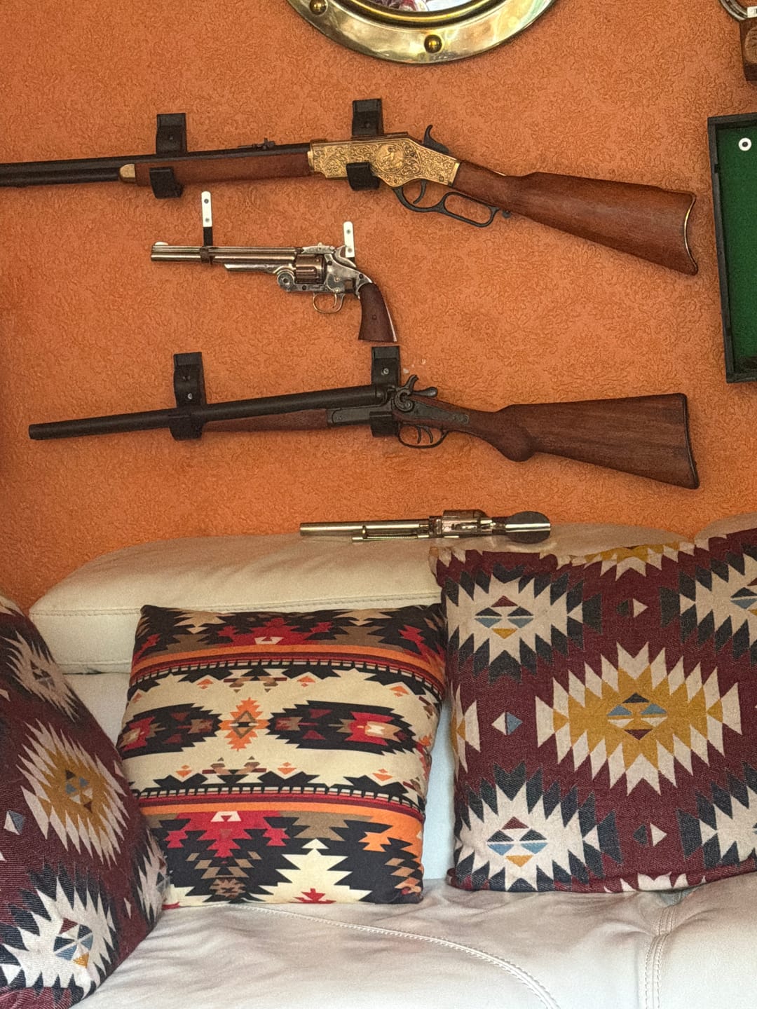 Customer photo review of Wyatt Earp Double Barrel Shotgun Display Replica USA 1868