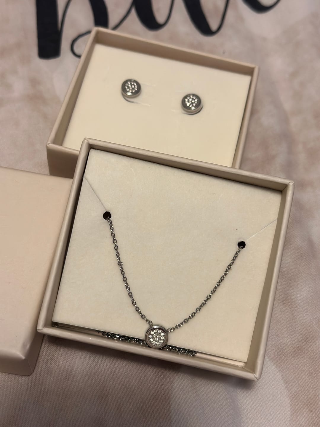 Customer photo review of Nolia Necklace