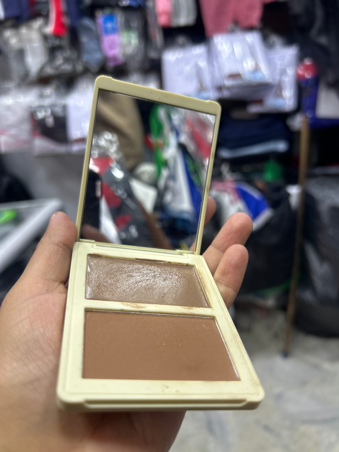 Customer photo review of BRONZER ALLURE CREMA Y COMPACTO