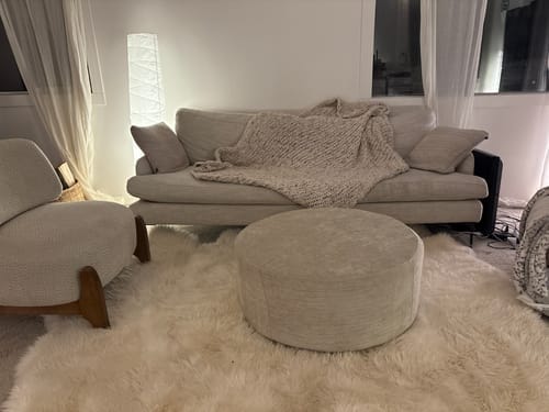 Customer photo review of C8 Round Pouf Ottoman