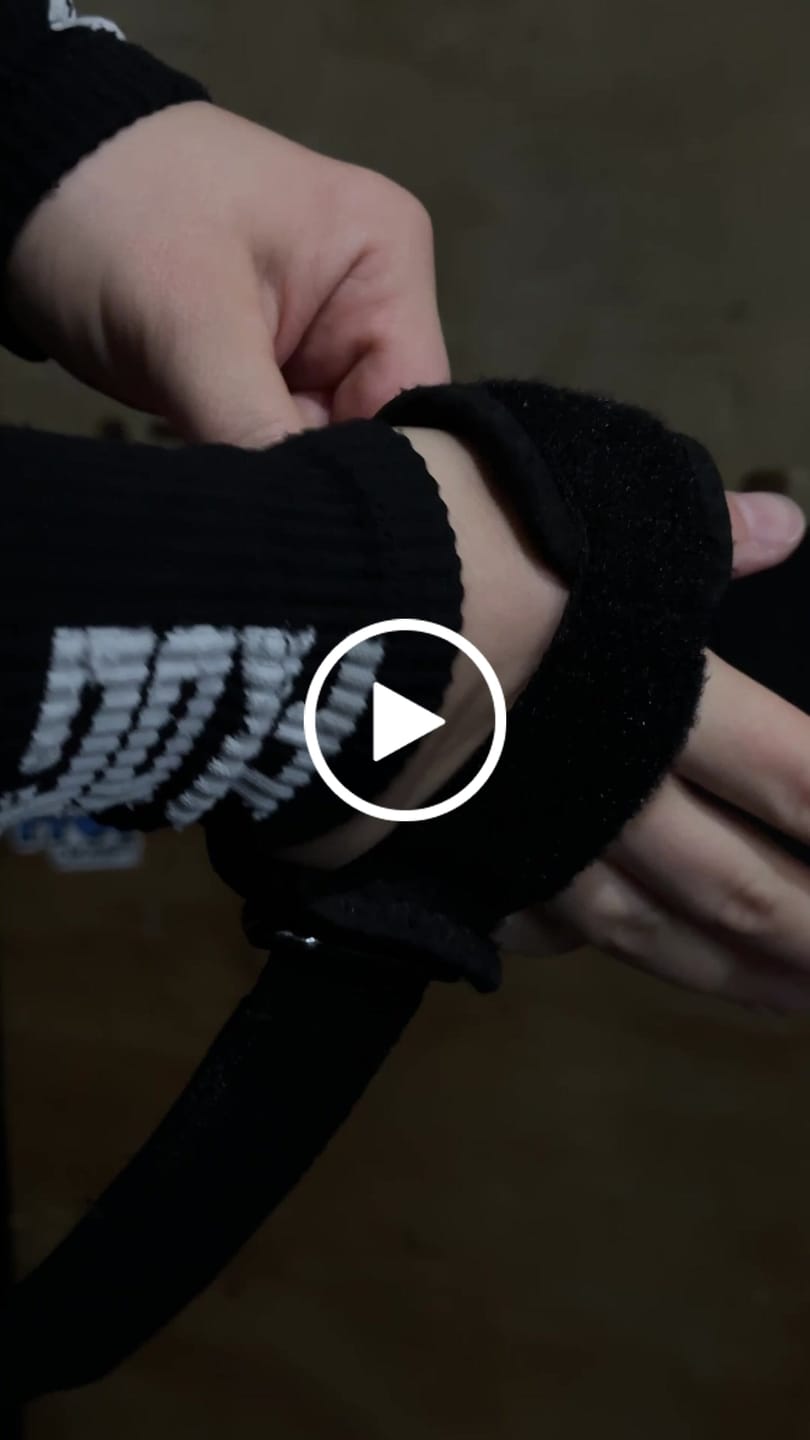 Customer video review of FROG GRIPS® ELITE HD FINGERLESS - All Black