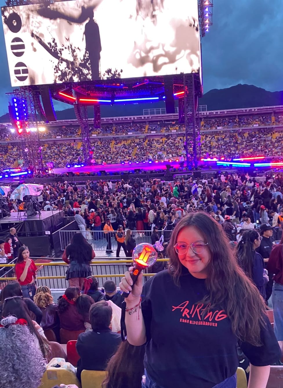 Customer photo review of BTS ARIRANG 2