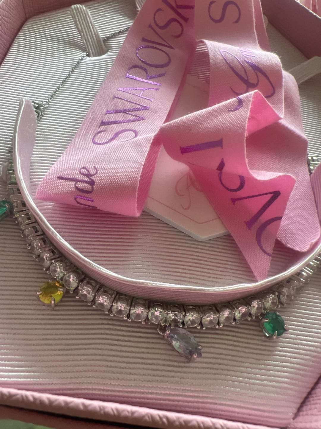 Customer photo review of Collar Tennis Ariana Grande x Swarovski Lila