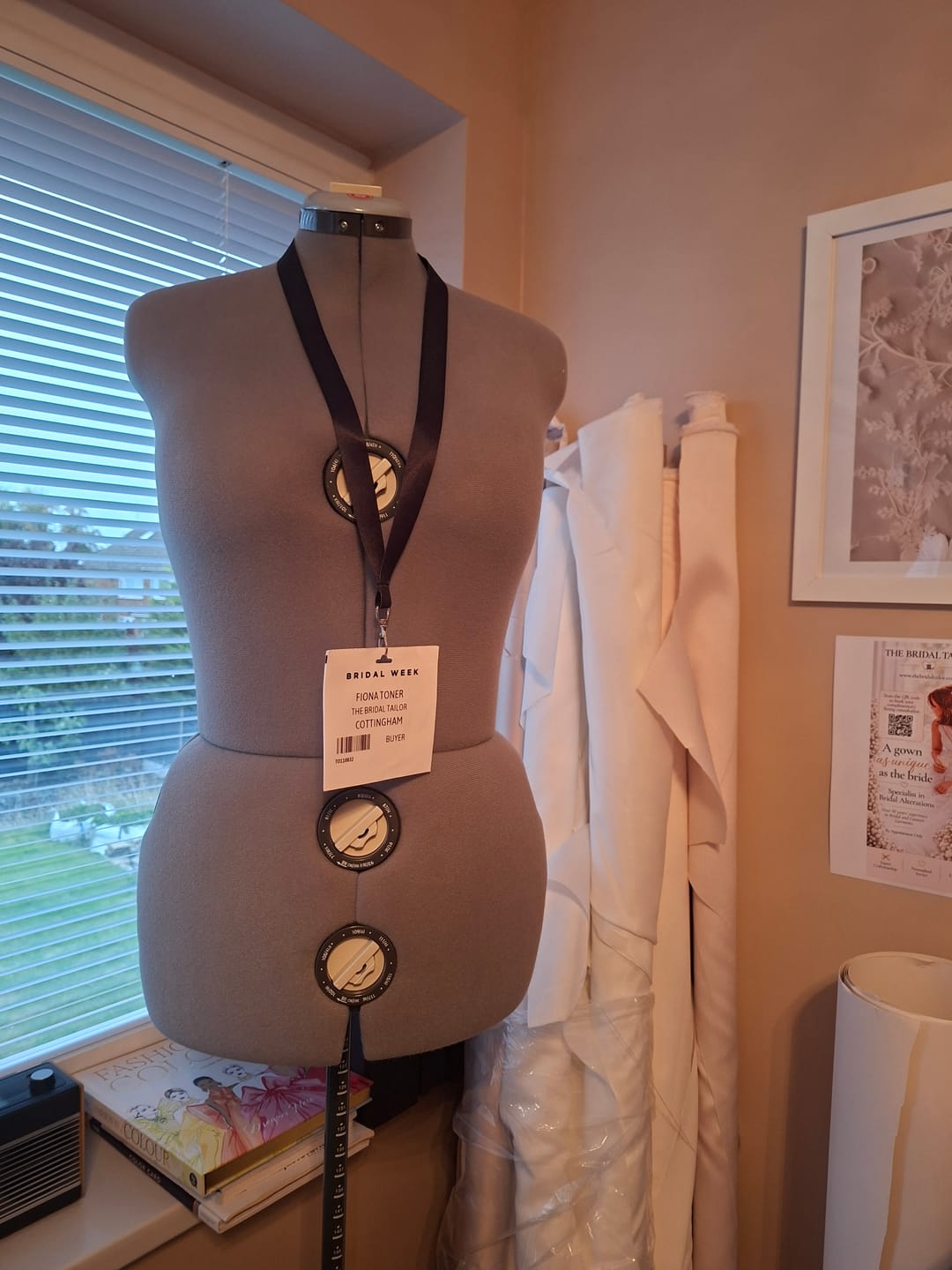 Customer photo review of Singer DressWork Adjustable Dress form - Medium to Large - Grey - Size 14 to 22