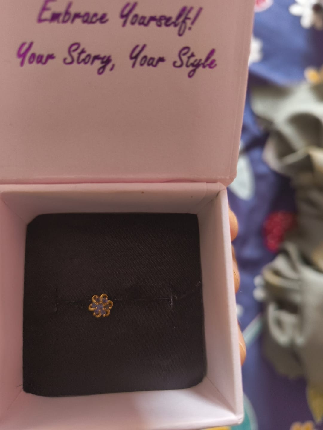 Customer photo review of Spiral Radiance Screw Nose Pin