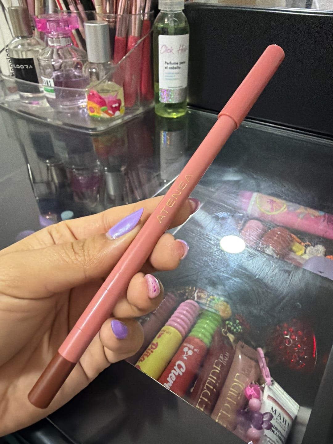 Customer photo review of Delineador de Labios en Gel Sublime