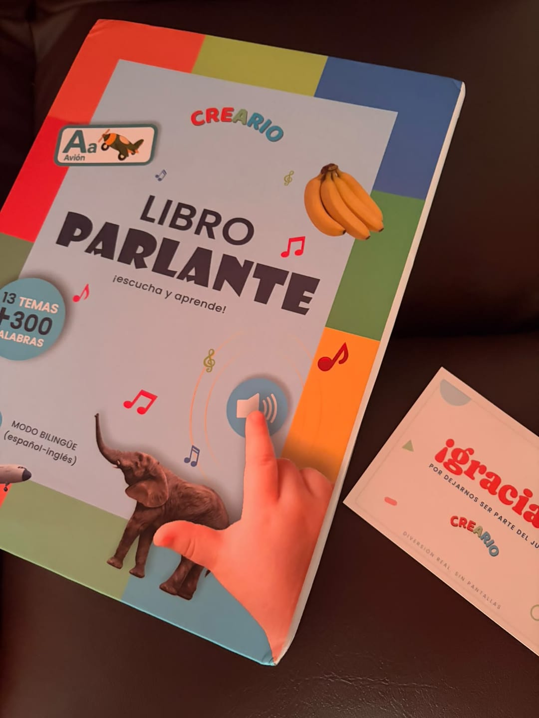 Customer photo review of Libro Educativo con Sonido CREARIO™