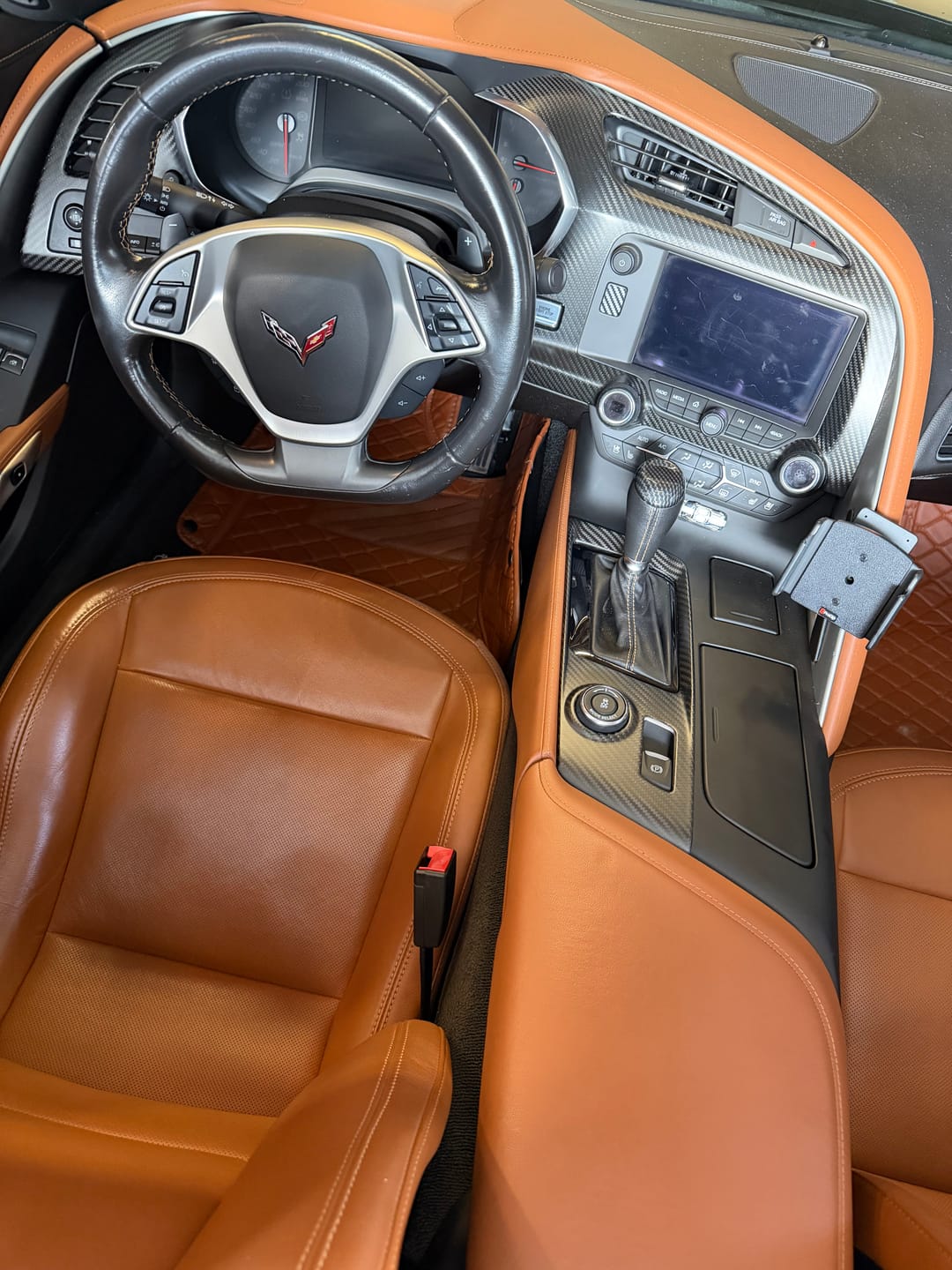 Customer photo review of Corvette C7 Carbon Fiber Central Gear Shift Panel Trim Cover | 2014-2019 Chevrolet Corvette C7