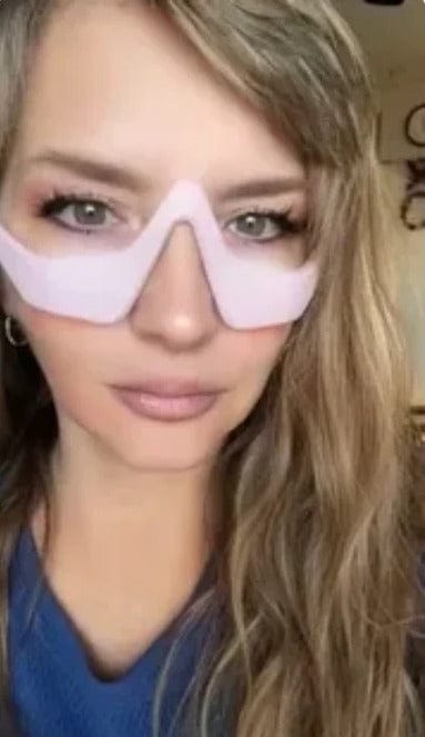 Customer photo review of PHISMA™ Luz Roja 630 nm + EMS para el contorno de ojos