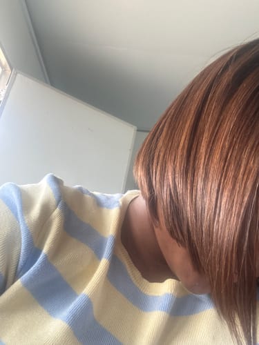 Customer photo review of 10” 5x5 Hand Made Vietnamese SDD Bone Straight Ombre Choc Brown Wig