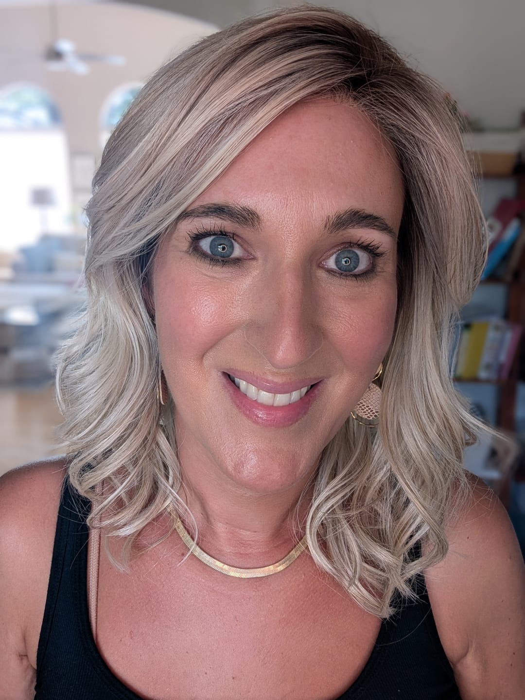 Customer photo review of FIRST CHOICE - Paparazzi Blonde