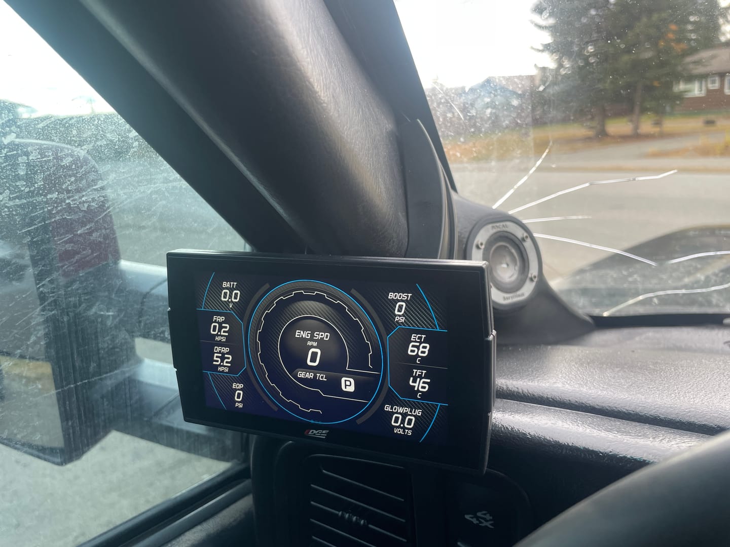 Customer photo review of 2001-2007 Duramax CTS3 Pillar Display mount (28602)