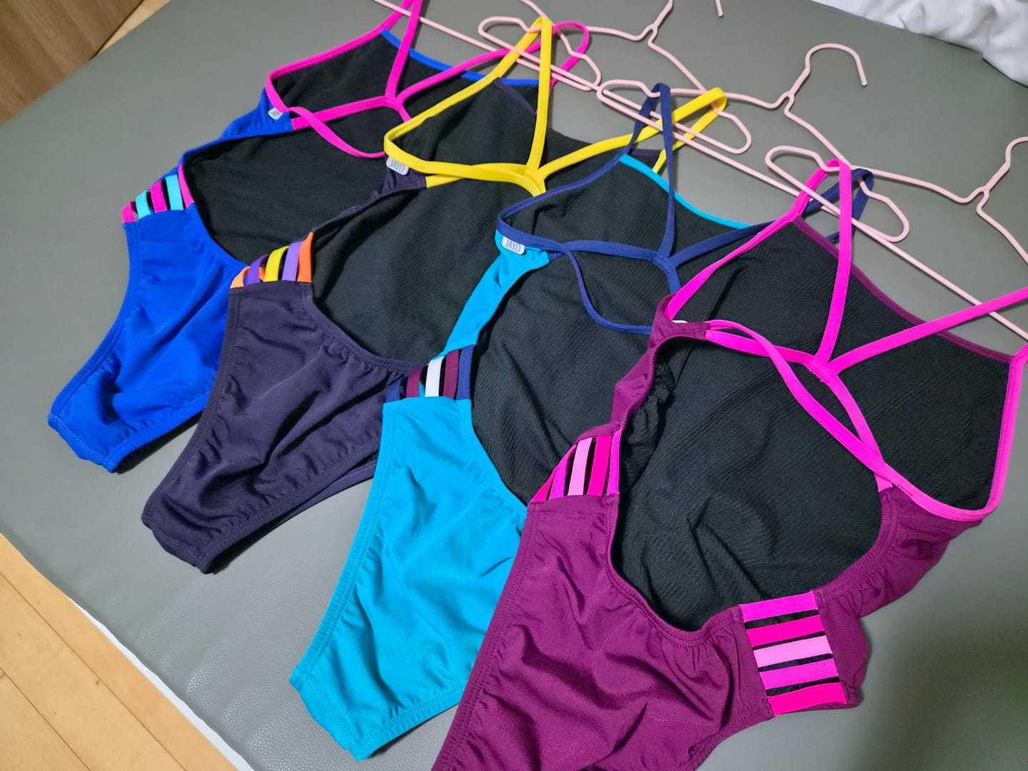 Customer photo review of LENNOX ONE PIECE - Sangria|Orchid