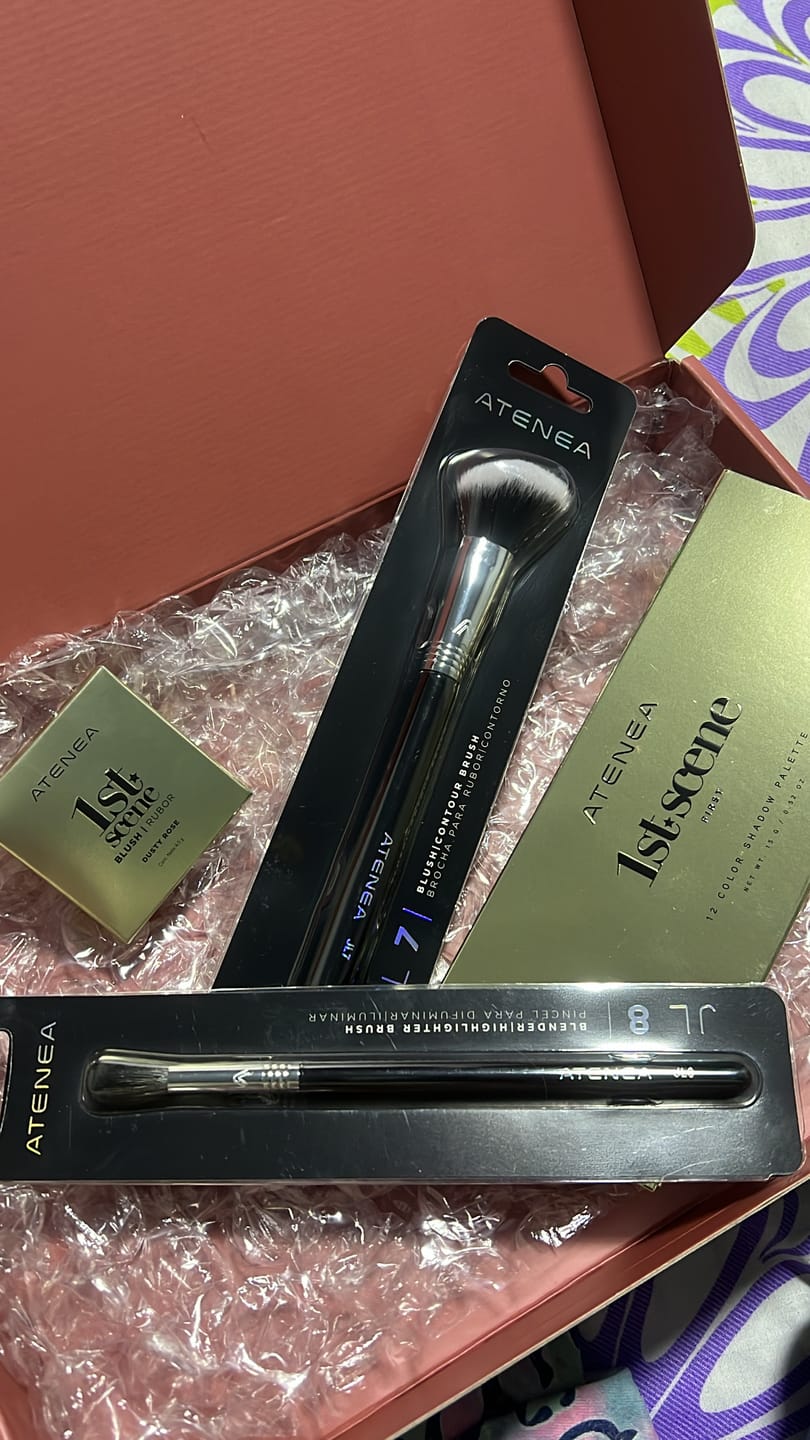 Customer photo review of RUNWAY COLLECTION - JL8 PINCEL PARA DIFUMINAR/ ILUMINAR
