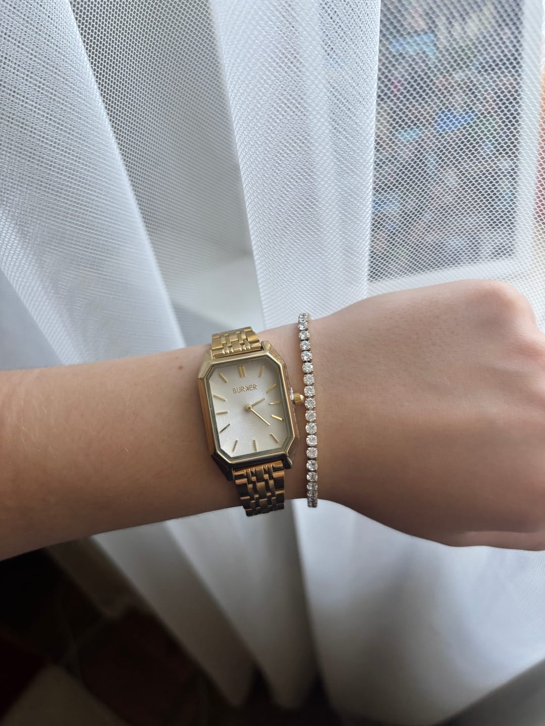 Customer photo review of Ava Gold Bracelet