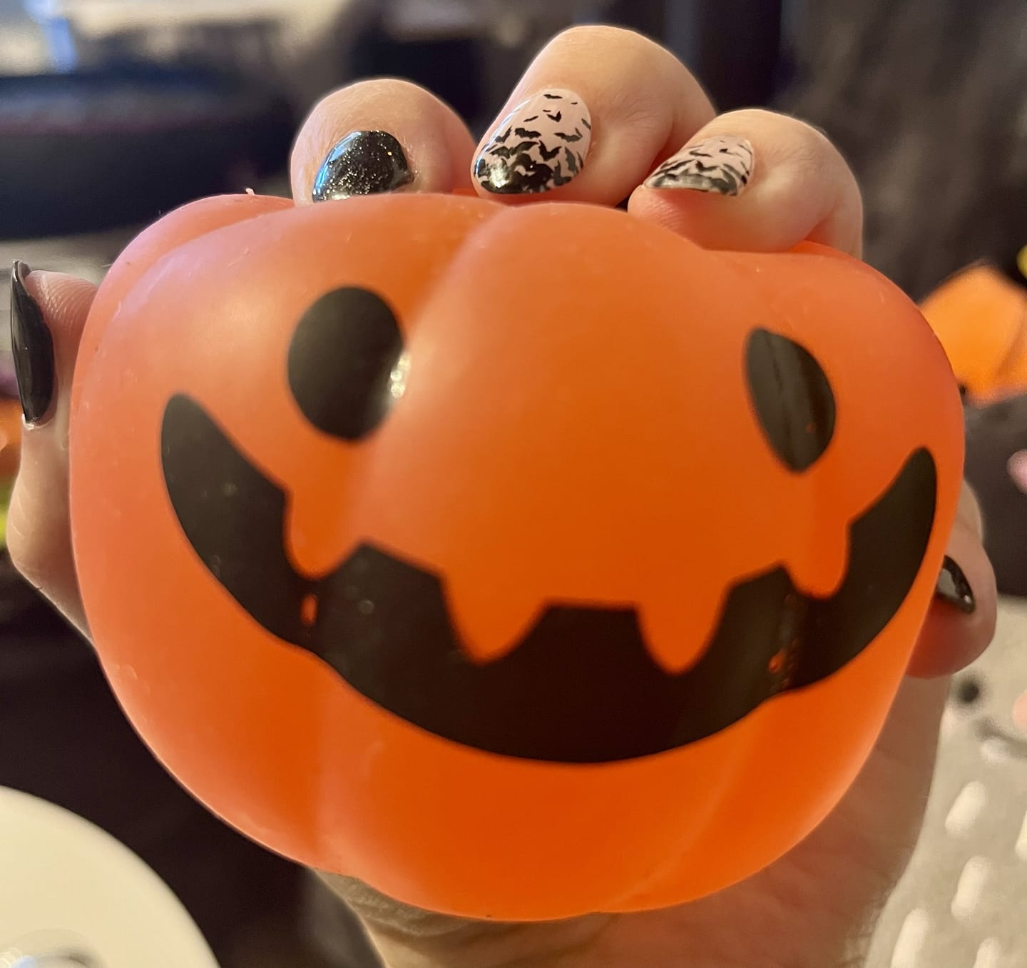 Customer photo review of Spooky Kürbis Quetschspielzeug