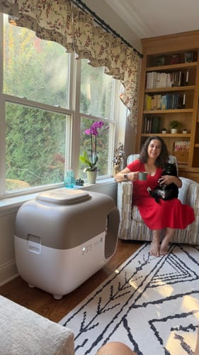 Customer photo review of Self-Cleaning Litter Box