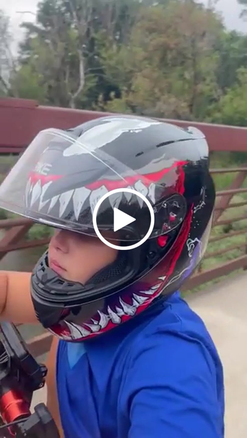 Customer video review of VortexX Full-Face Motorcycle Helmet