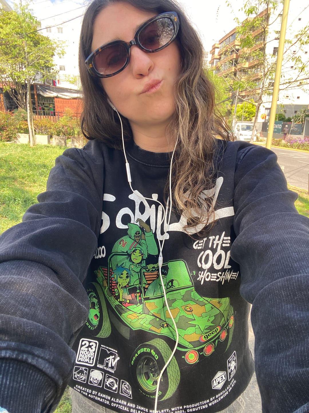 Customer photo review of Polerón Polo Acid Wash Gorillaz 19-2000 | Videoclip Icónico