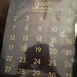 Customer photo review of Calendario Avvento Halloween 31 Giorni Sorprese Horror