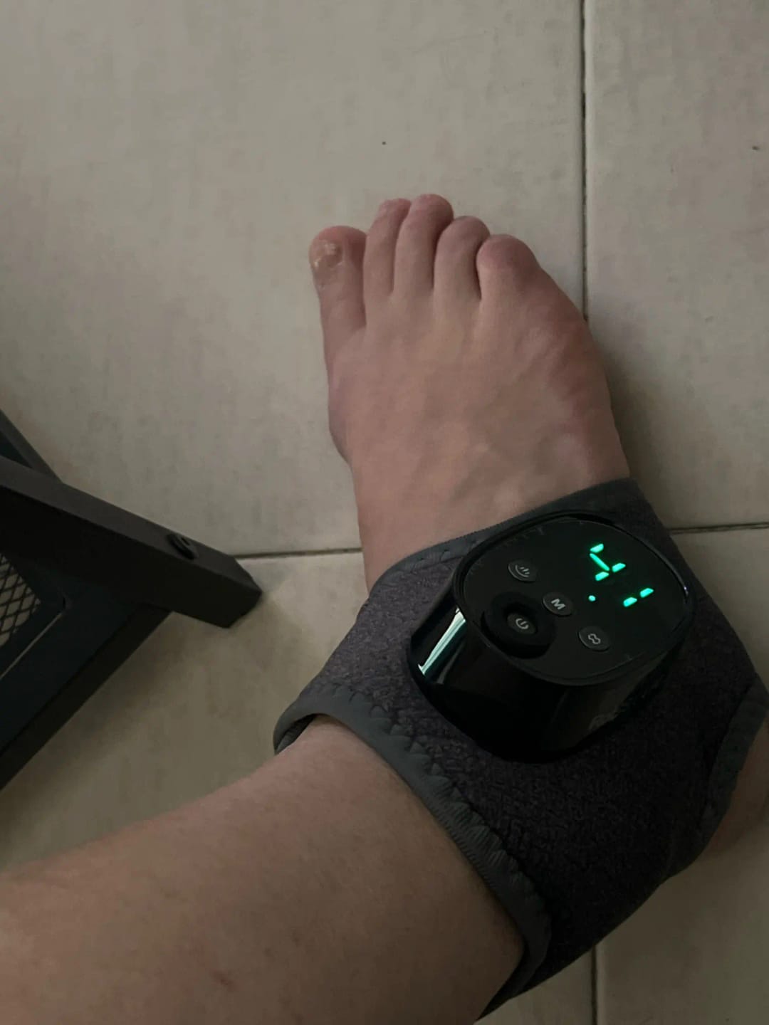 Customer photo review of Masajeador de tobillo con calor