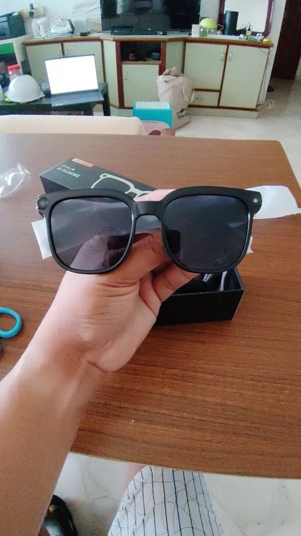 Customer photo review of AI Smart Sunglasses Camera with photochromic