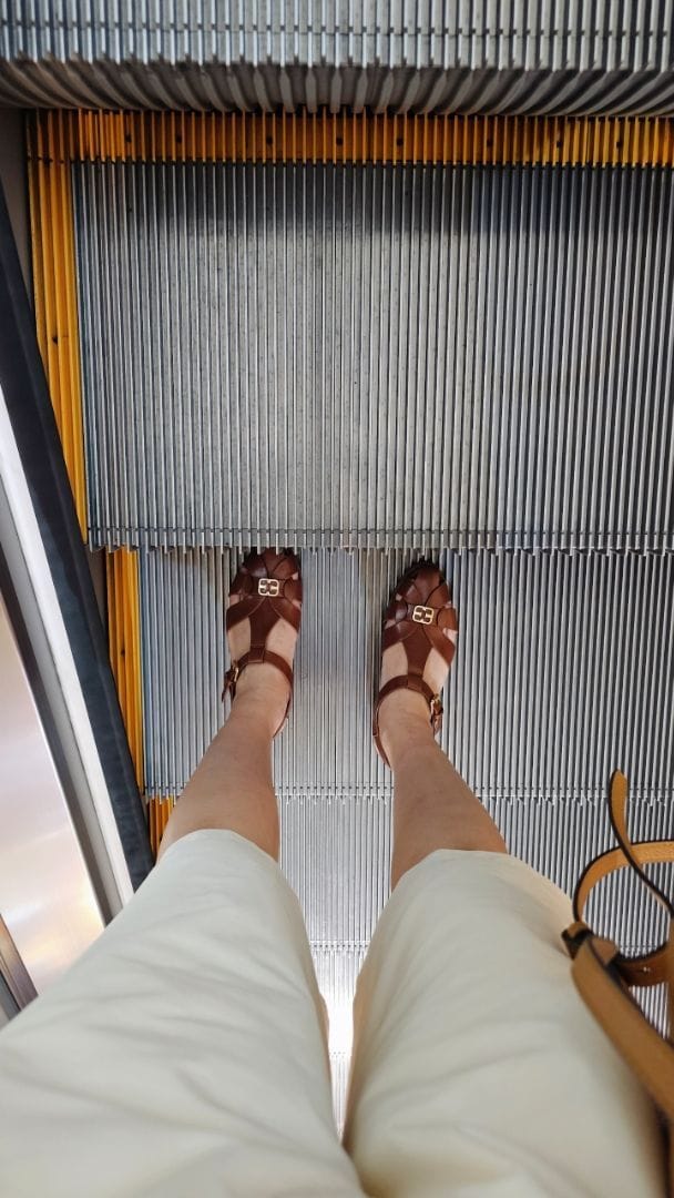 Customer photo review of Chantal Fisherman Sandals In Tan