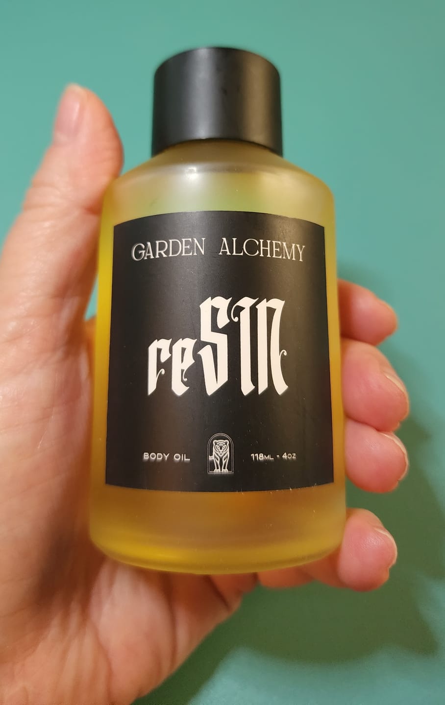 Customer photo review of reSIN body oil
