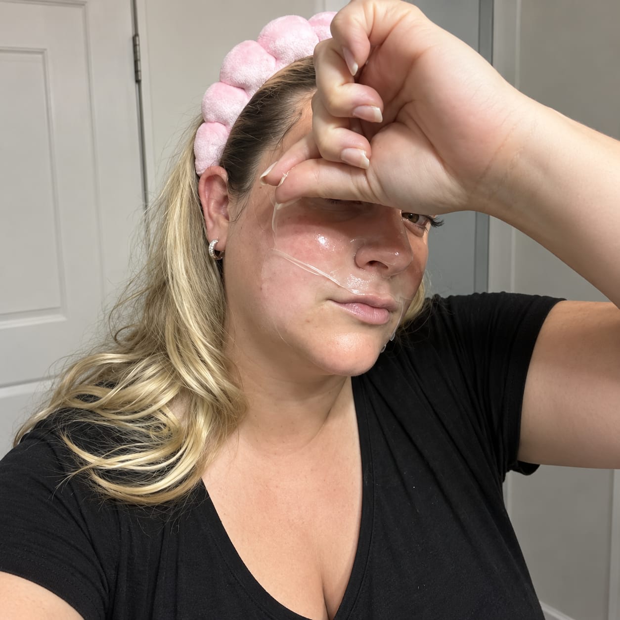 Customer photo review of Collagen Night Wrapping Mask