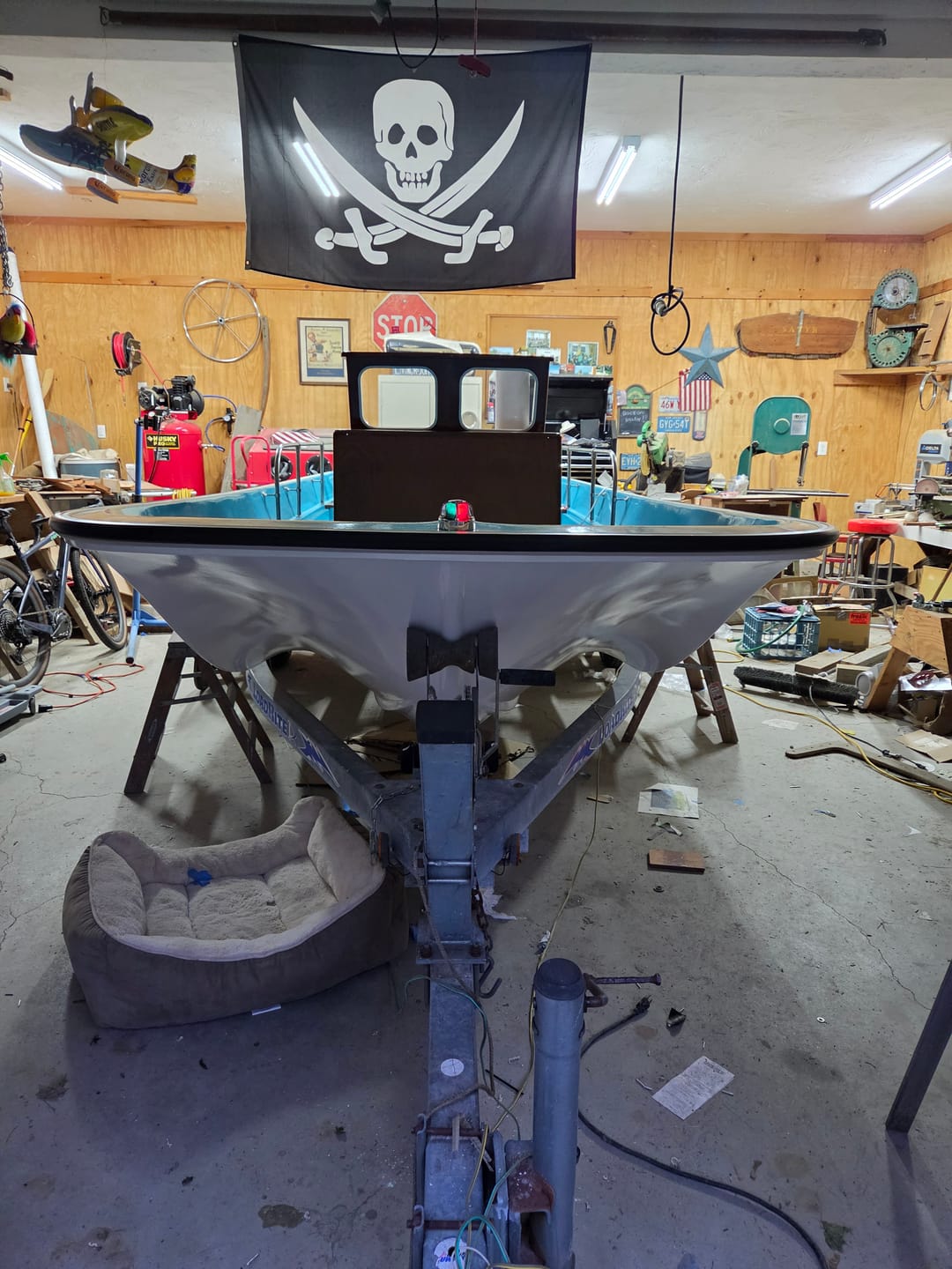 Customer photo review of Boston Whaler Classic Bow Light (1958-1984), Navigation Light (Led) 316 Stainless; *Not Perko*