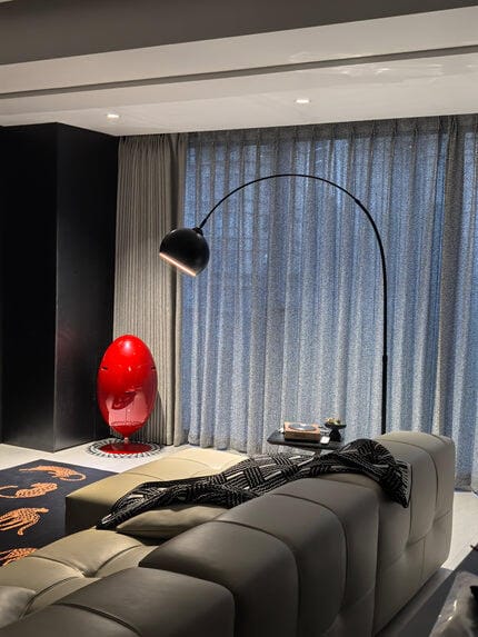 Customer photo review of Arc Floor Lamp, Telescopic Arm, Tilting Head, 188 cm, Plug In