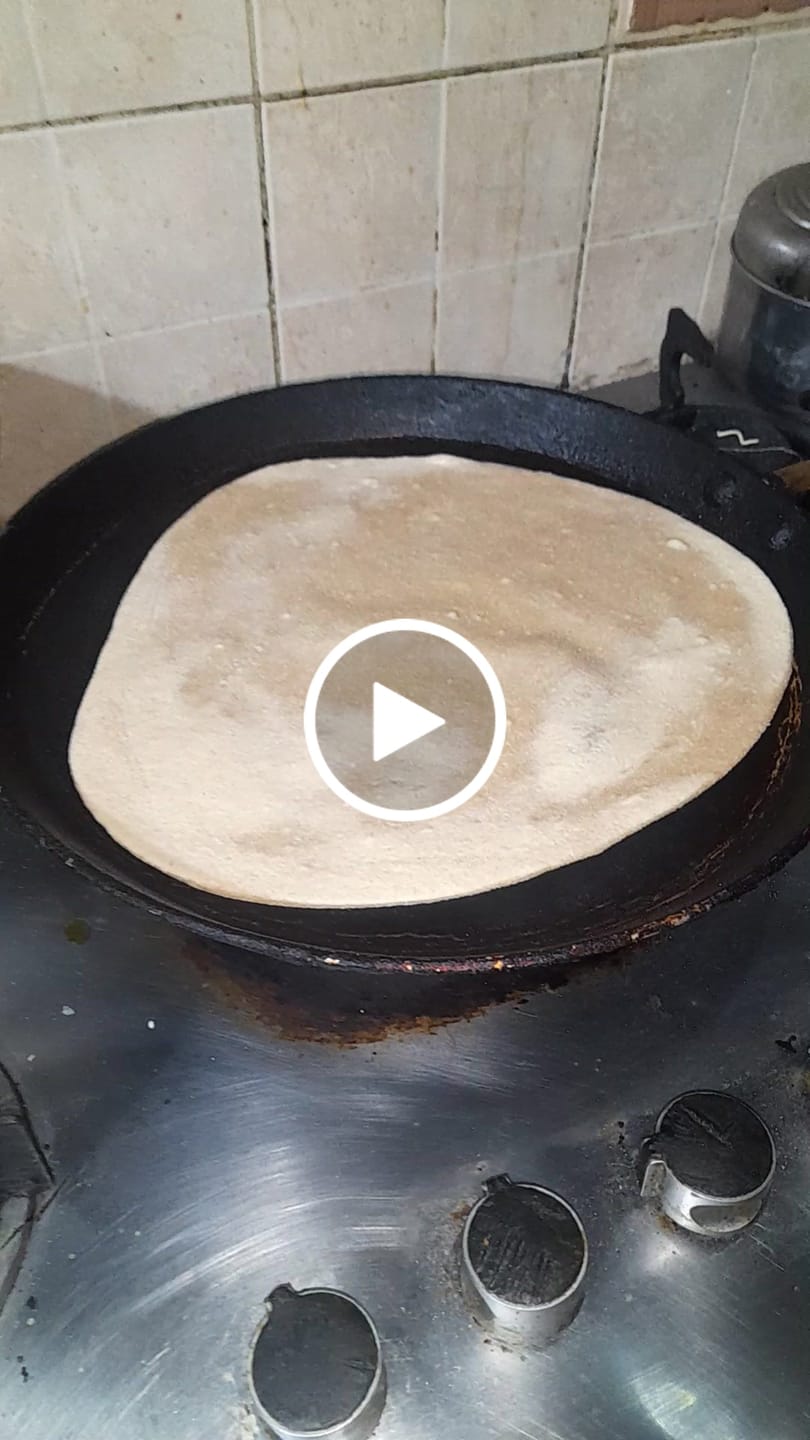 Customer video review of Multi Grain Atta / Flour (ملٹی گرین آٹا) / - Made with 14 Natural Ingredients