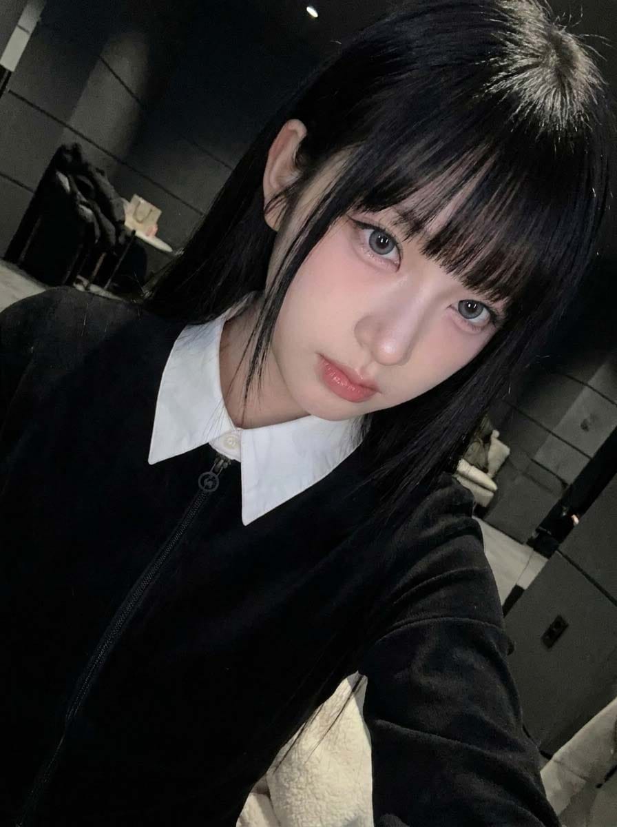 Customer photo review of Ashley-S Grey (3Color) Colored Contacts (2Pcs) 6 Months