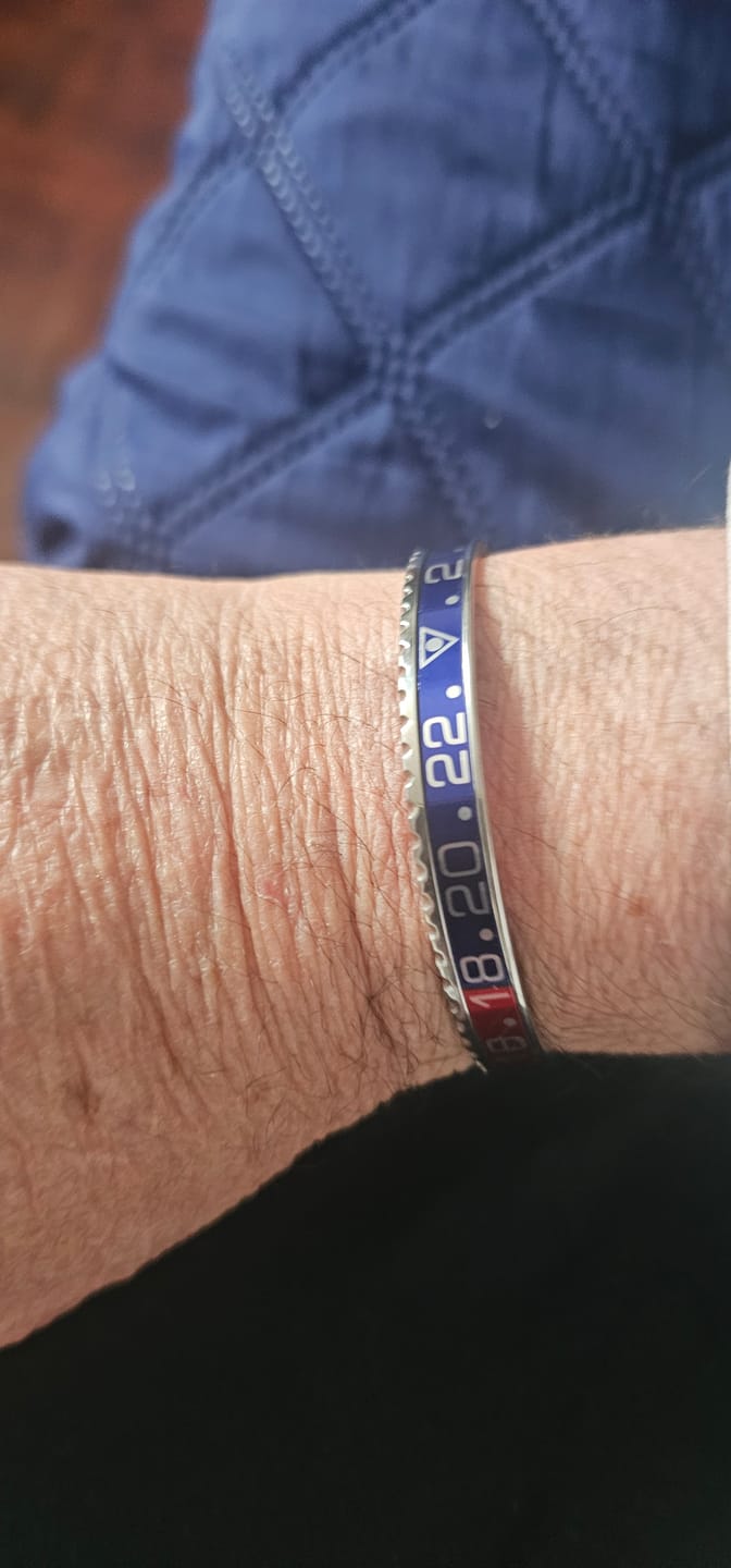 Customer photo review of BEZELET PEPSI
