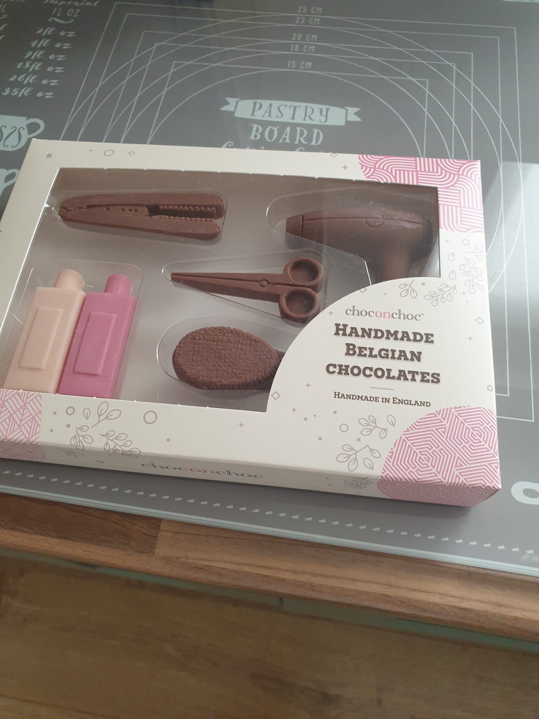 Customer photo review of Chocolate Hairdresser Set