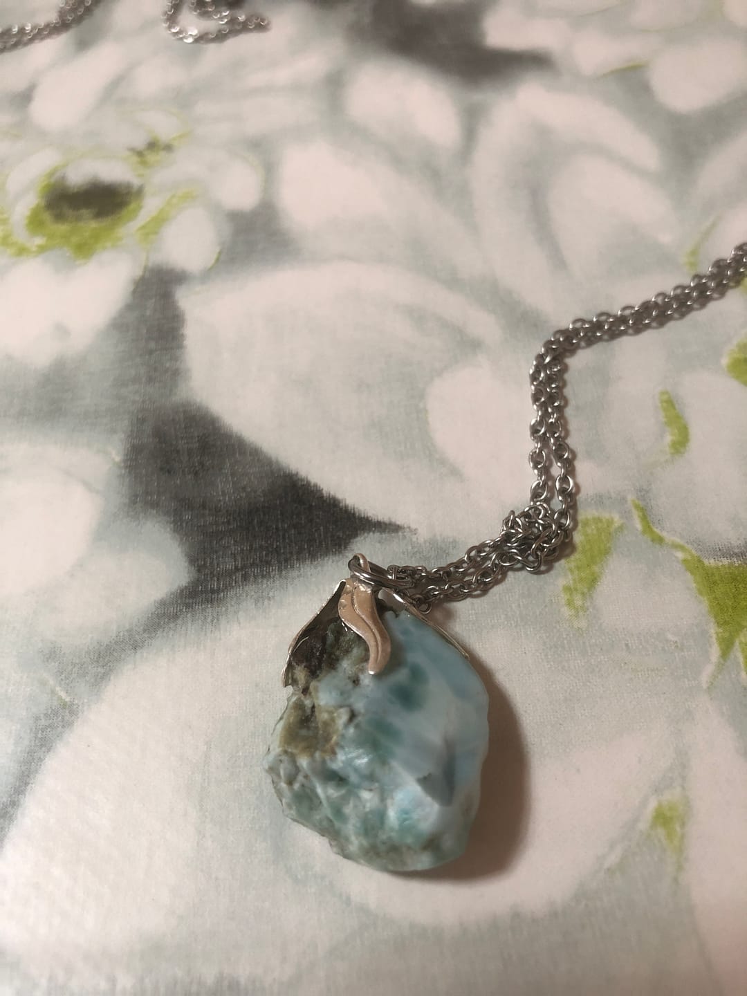 Customer photo review of Larimar - Grezza - collana con ciondolo grezzo