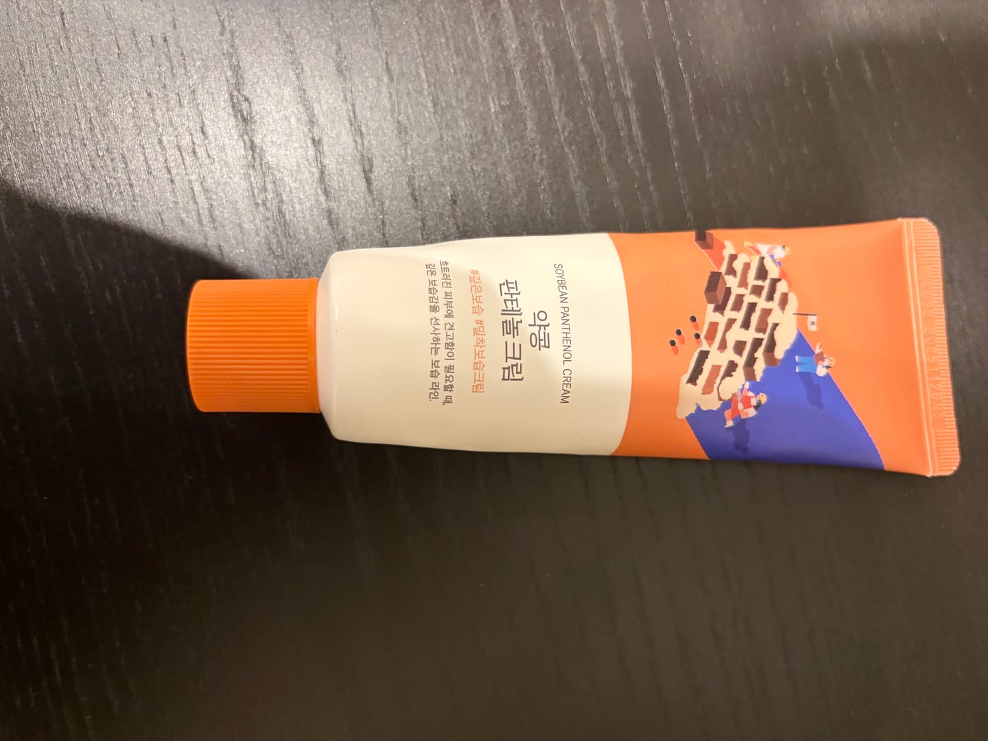 Customer photo review of Aizsargbarjeru stiprinošs krēms ar melno soju un pantenolu Round Lab Soybean Panthenol Cream