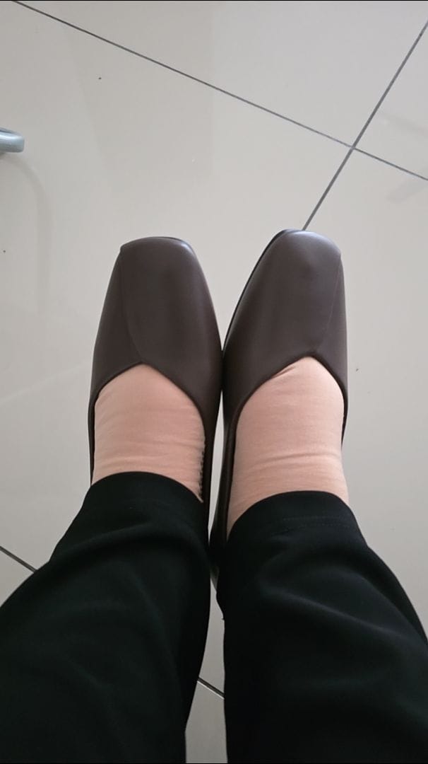 Customer photo review of Tulip Flats & Ballerinas In Coffee