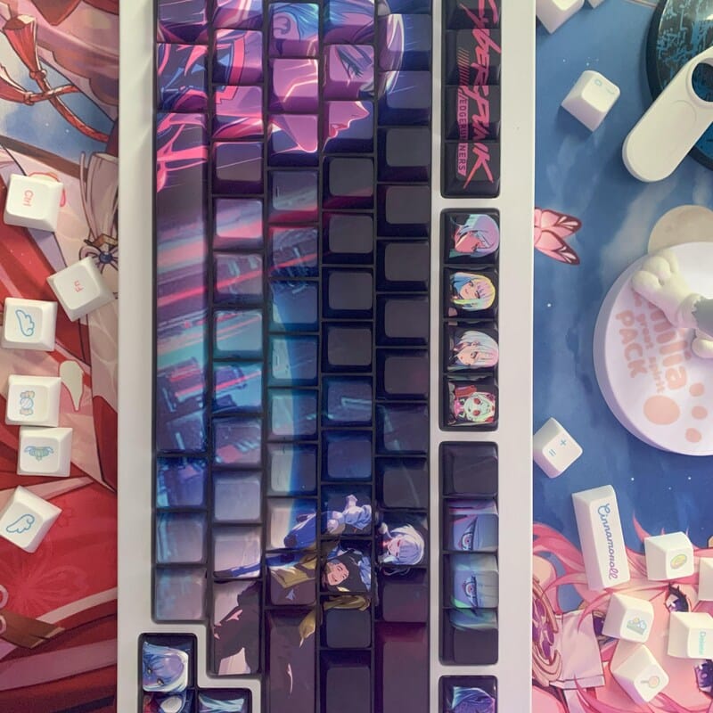 Customer photo review of Lucy Cyberpunk Edgerunners Keycaps