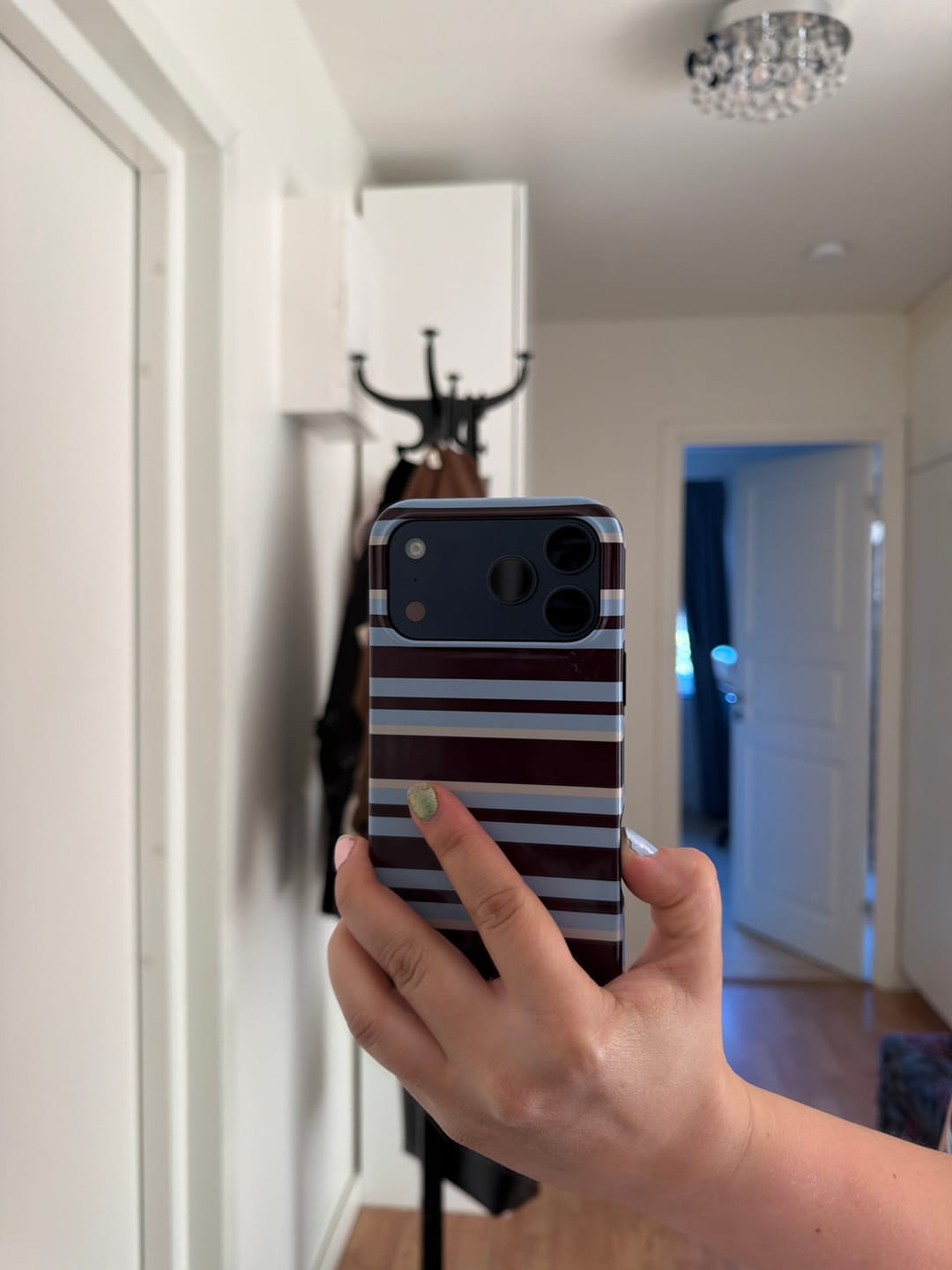 Customer photo review of iPhone 17 Pro Max Tough Case – Latte Lines