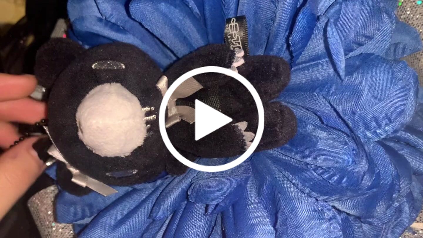 Customer video review of Gloomy Angel Plush (Black)
