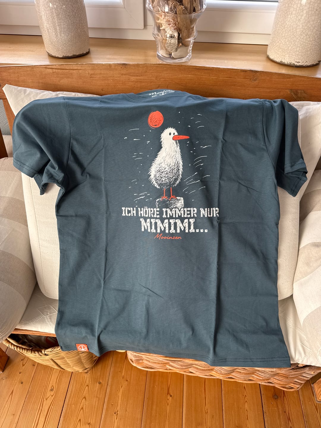 Customer photo review of Ich höre immer nur Mimimi  · Unisex Premium Bio T-Shirt