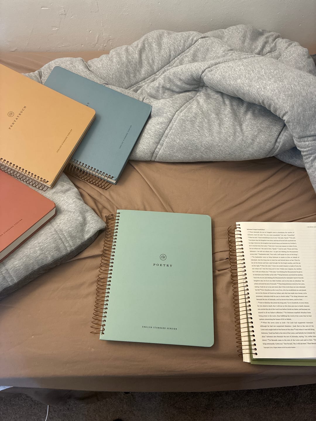 Customer photo review of Spiral Bible™ - ESV - Old Testament - Poetry
