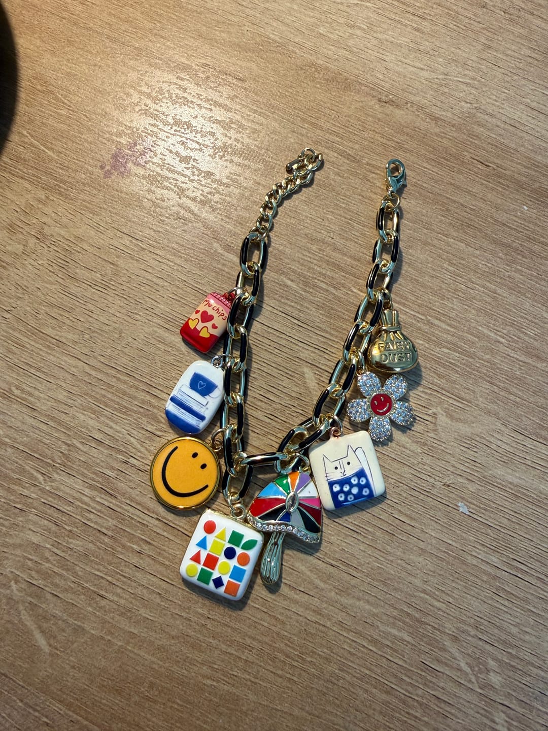 Customer photo review of Floral Cutie Cat Charm (SURPRISE)