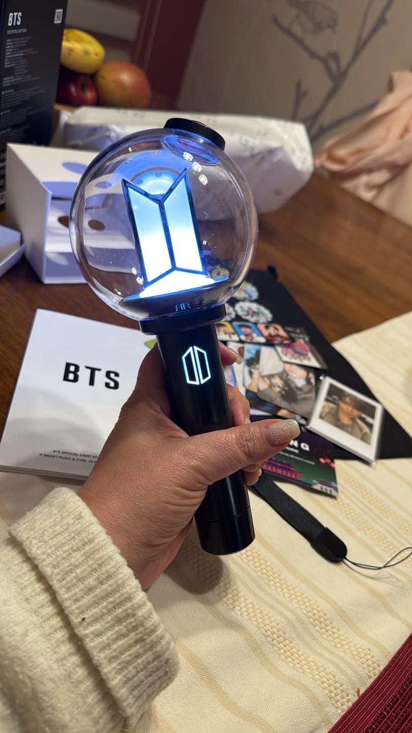 Customer photo review of Lightstick BTS - Ver. 4