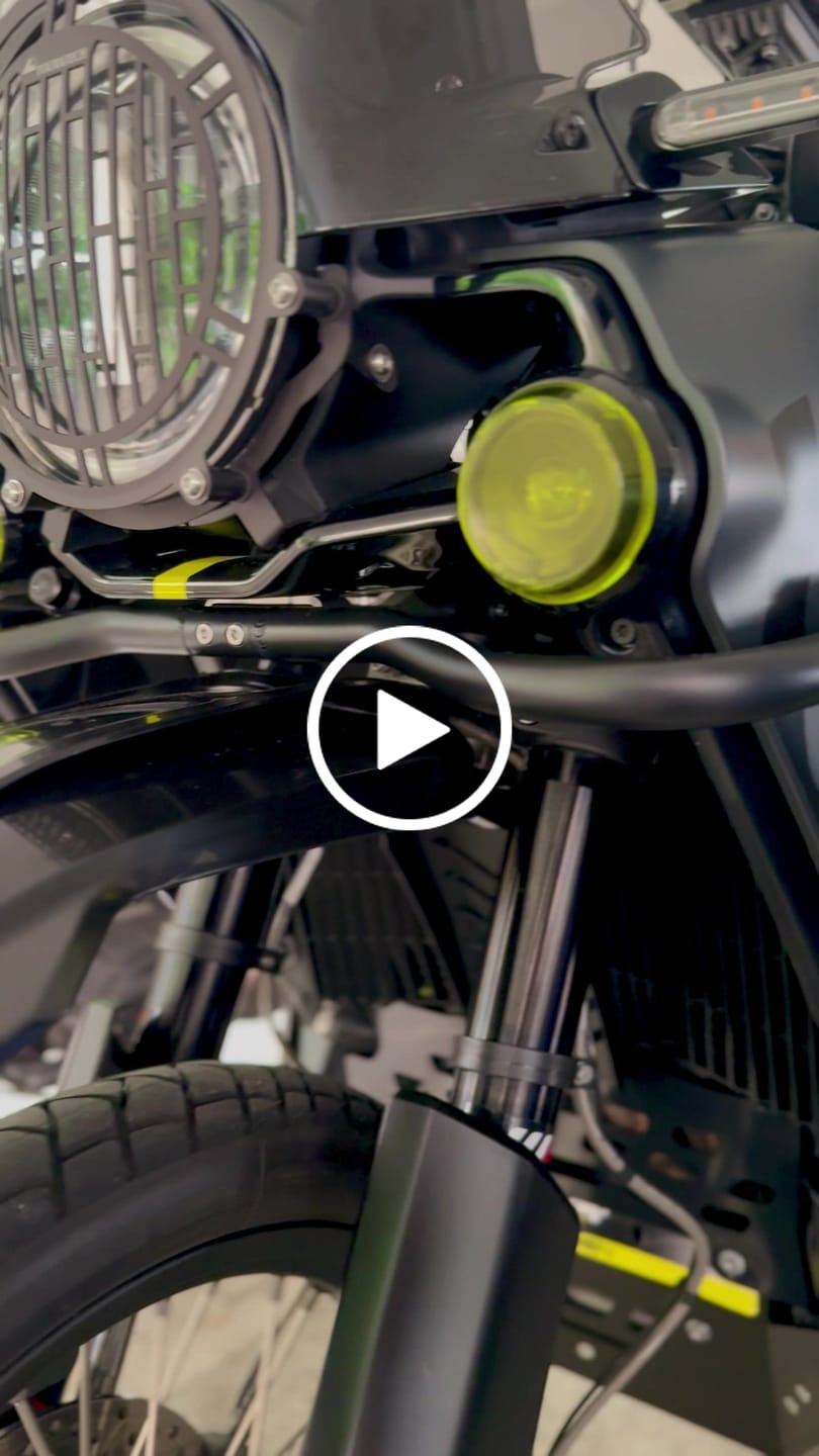 Customer video review of Husqvarna Norden 901 High Front Fender/ Mud Guard Spacer Kit 2022-2027