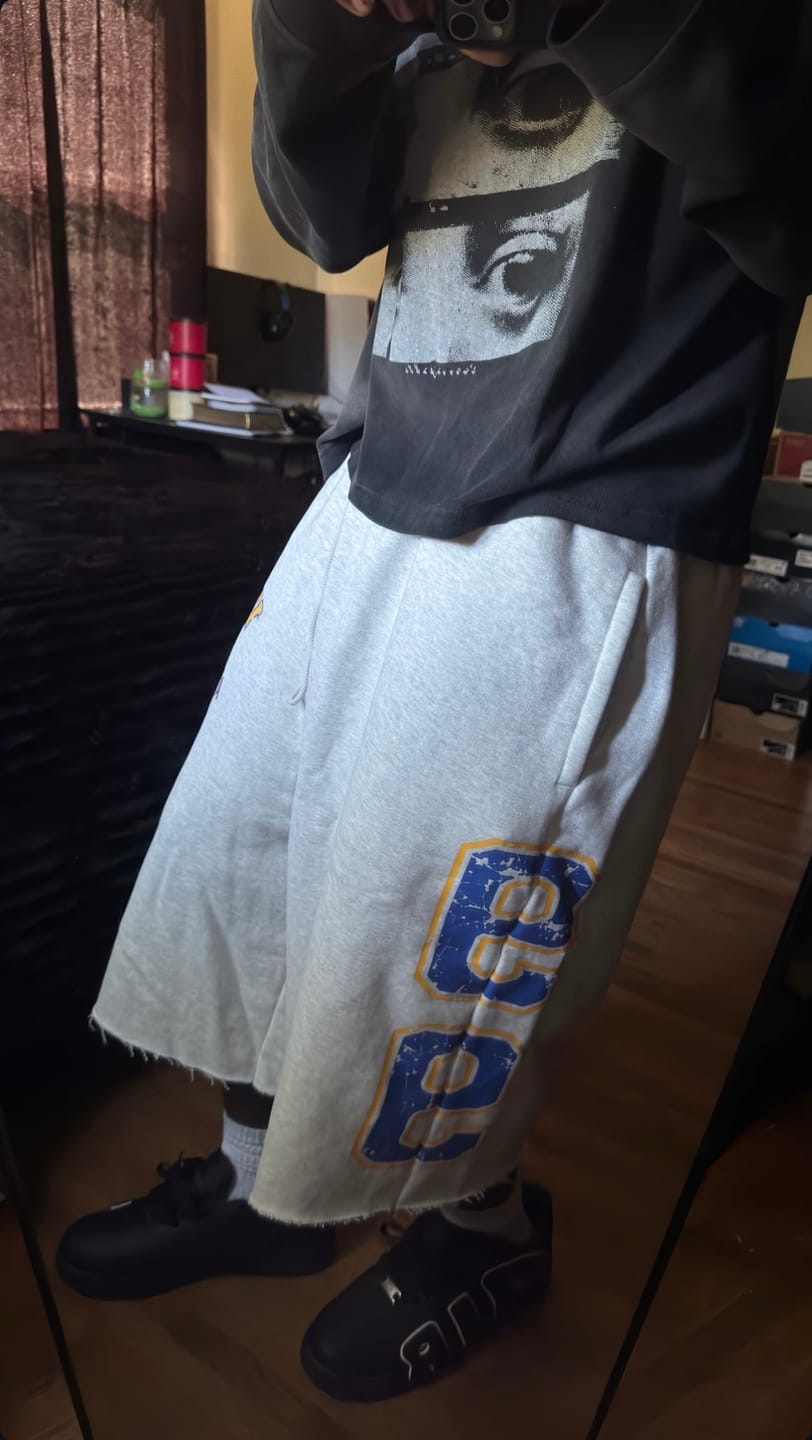 Customer photo review of UCLA 3/4 Shorts