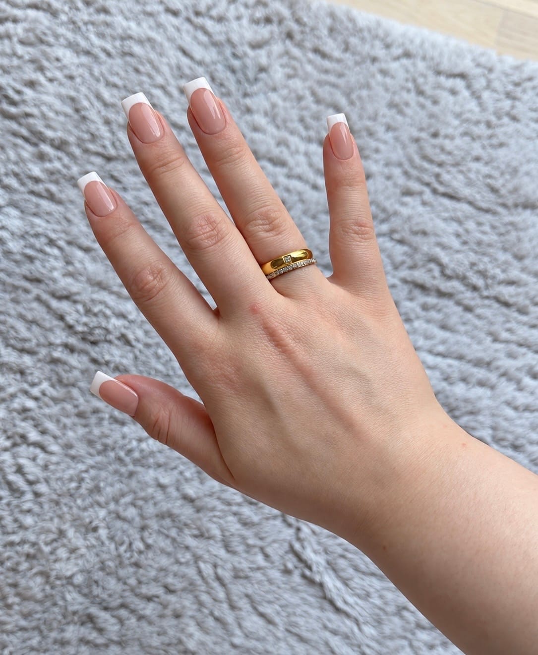 Customer photo review of Single Shine Ring | 18K vergoldet