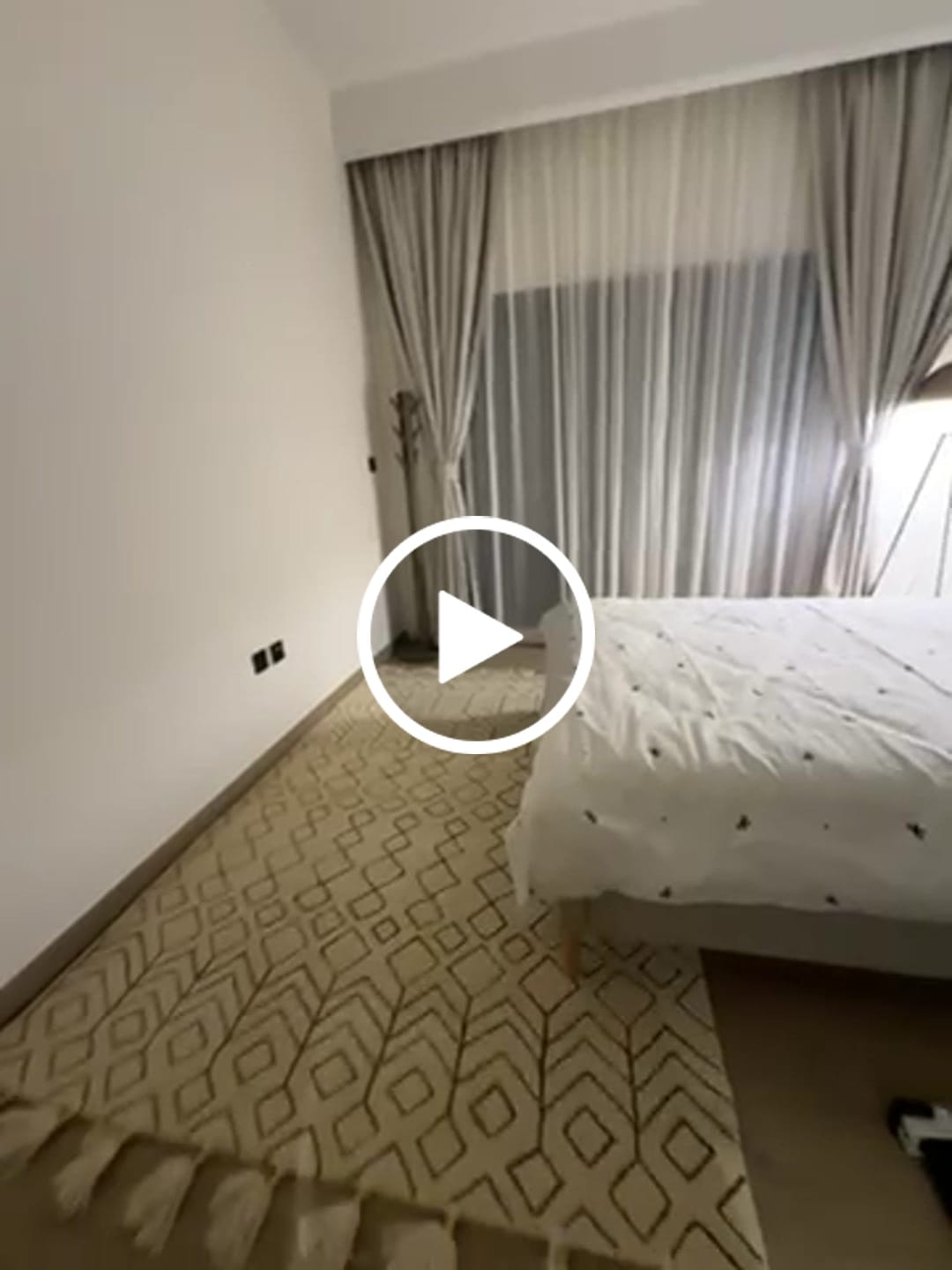 Customer video review of 230X160 Cm Handmade Rug  Jh-20368-L