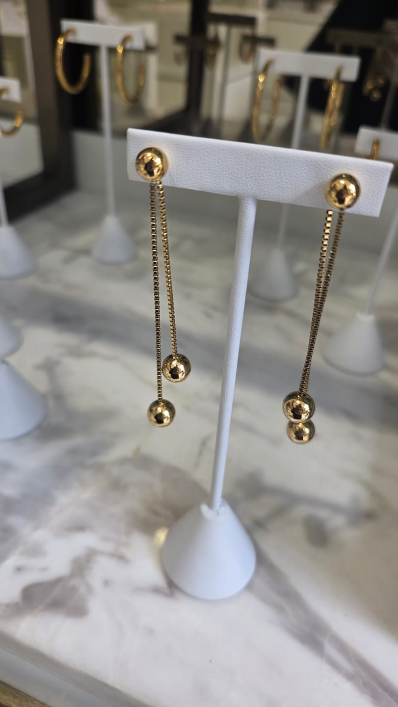 Customer photo review of Par Arete Doble Tira Con Bolita